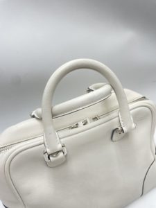 ロエベバッグ色スレ白染め直しアフター