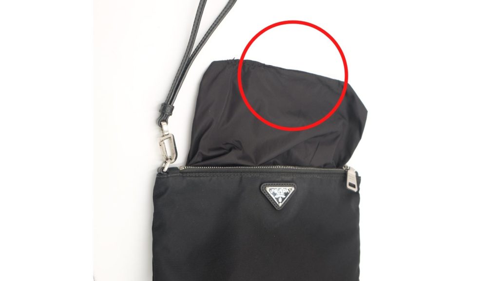 プラダ ハンドバッグ 黒 裏地修復痕有りお値下げしました （プラダ  